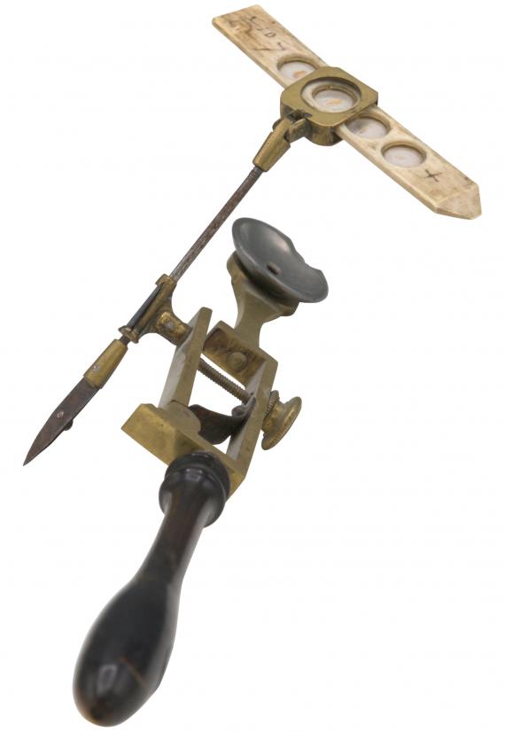 63-COMPASS-MICROSCOPE-1750-(3) http://histoiredumicroscope.com/?p=4139