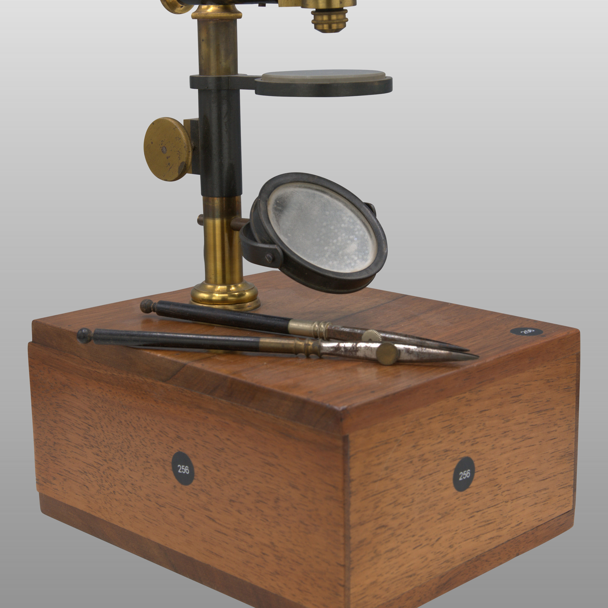 Français Sans Nom 1830 inv 256